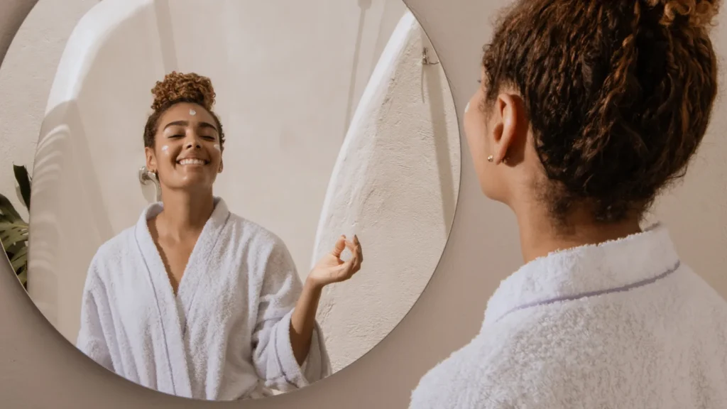 Rutina minimalista de skincare: menos pasos, mejores resultados